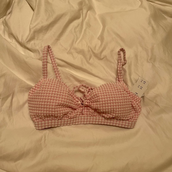 BNWT - Abercrombie & Fitch Bikini Top Size S✨ - Picture 1 of 4